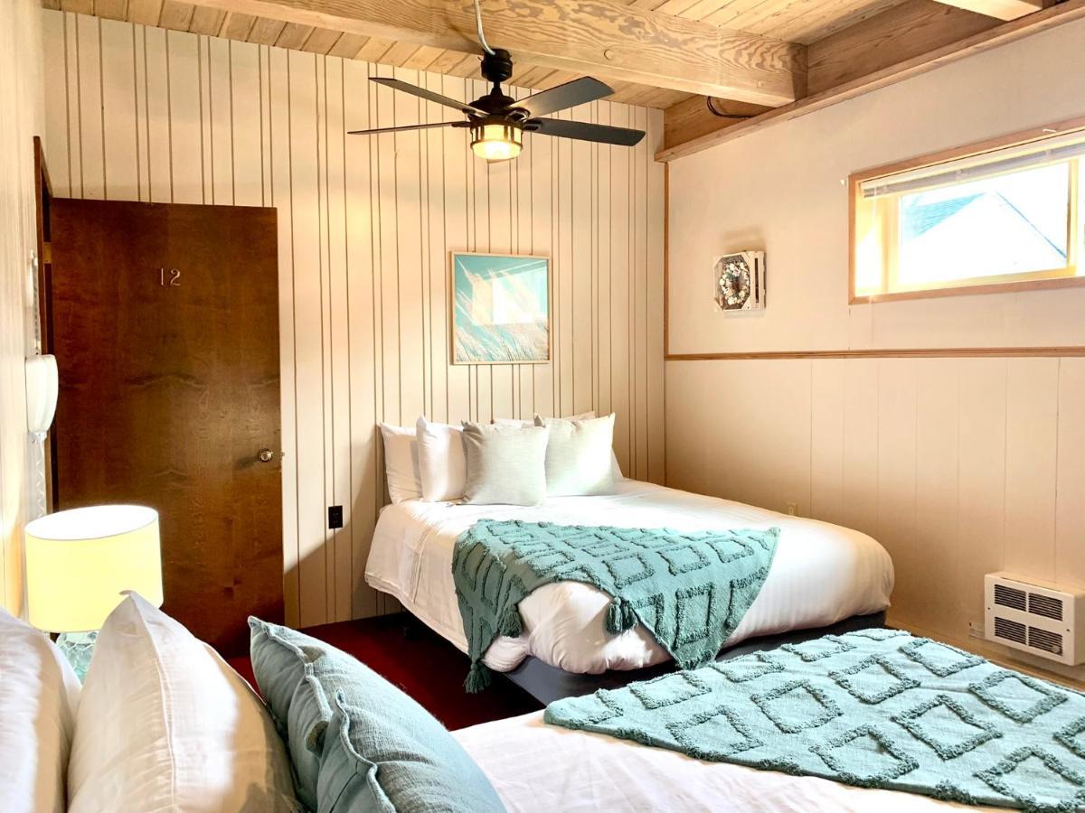 Breakers Boutique Inn Уэстпорт Экстерьер фото