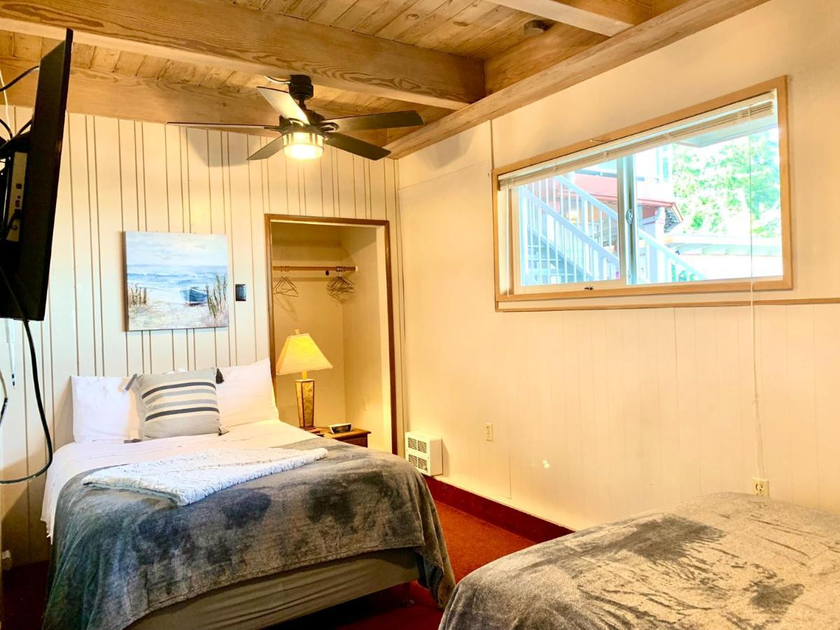 Breakers Boutique Inn Уэстпорт Экстерьер фото