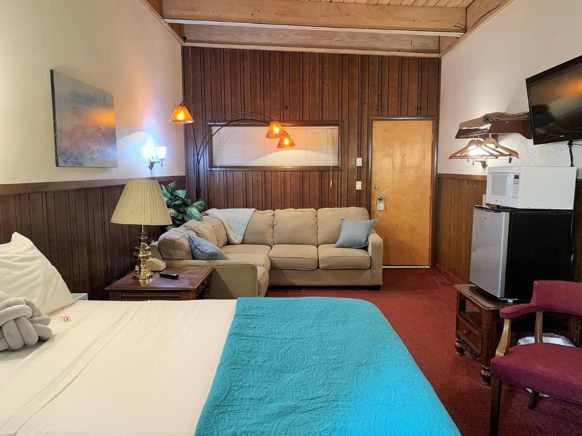 Breakers Boutique Inn Уэстпорт Экстерьер фото