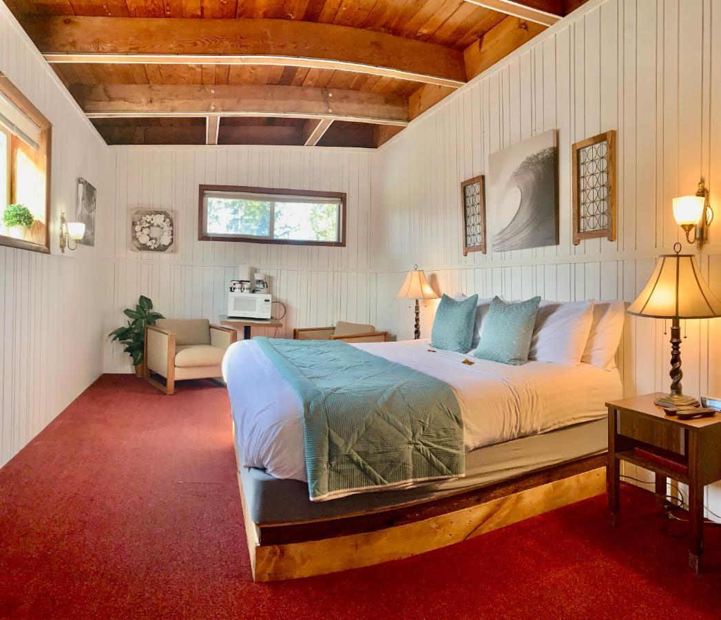 Breakers Boutique Inn Уэстпорт Экстерьер фото