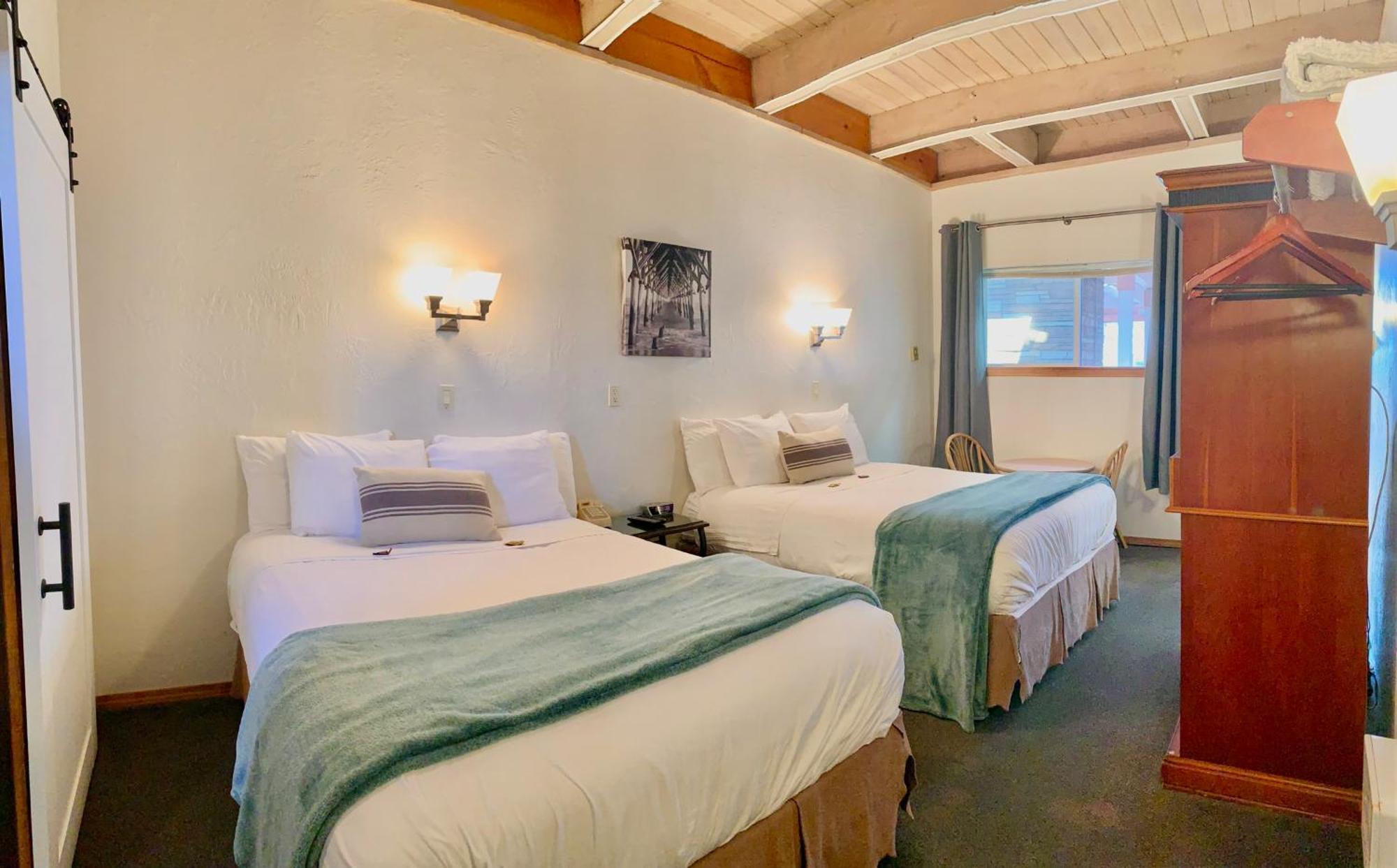 Breakers Boutique Inn Уэстпорт Экстерьер фото